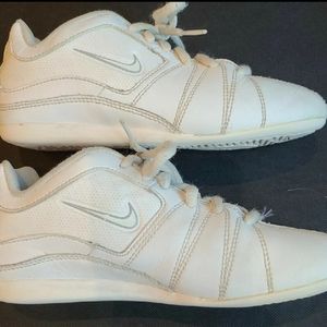 SOLD cheer shoes youth